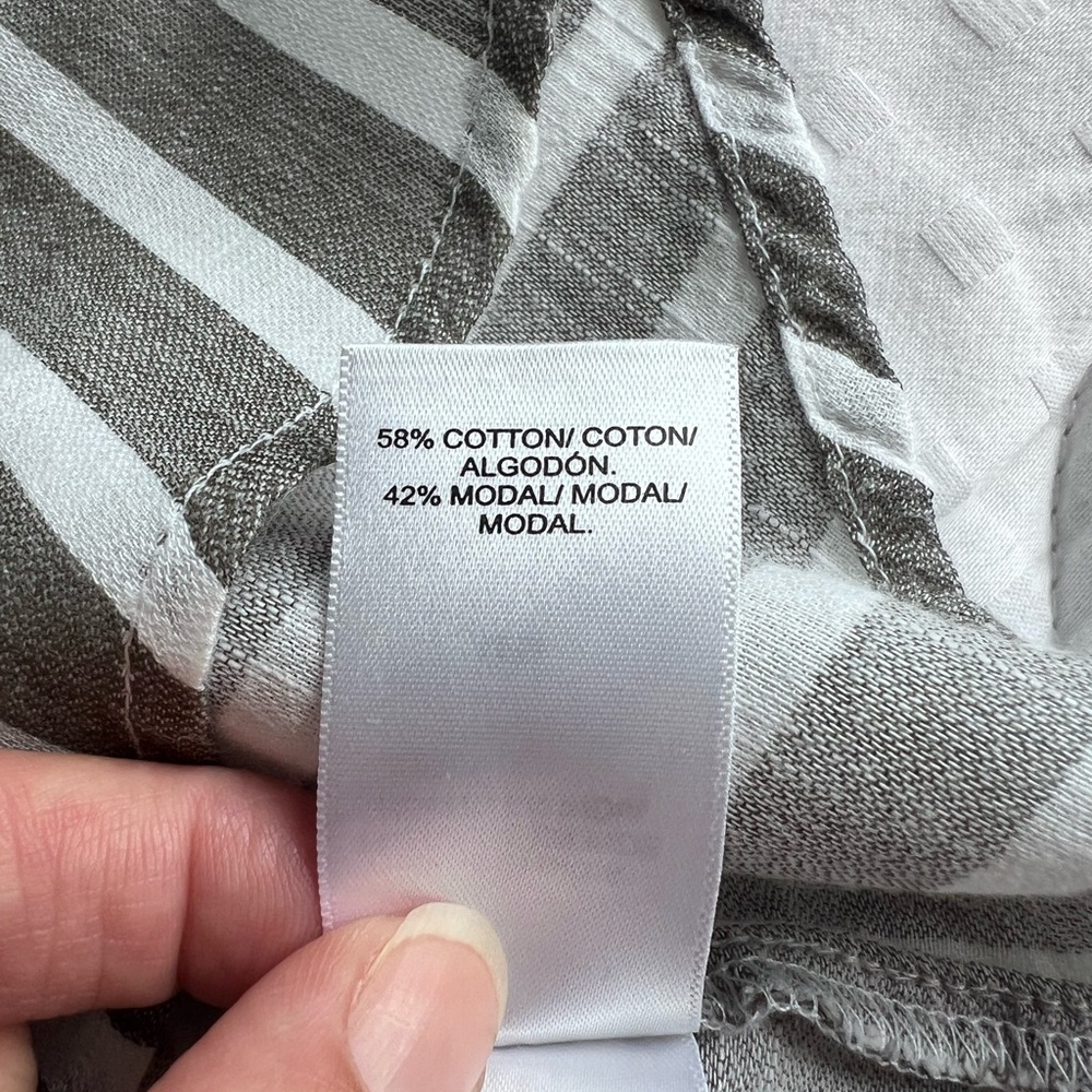 Lucky Brand EUC White Gray Vertical Stripes Blouse Long Sleeve Roll Tab Size M - Picture 11 of 16